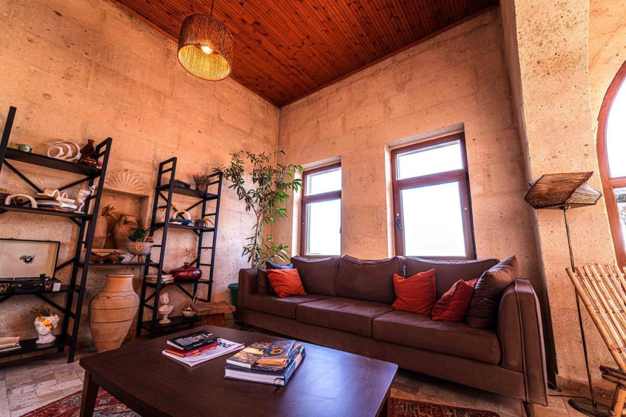 Alice In Cappadocia Hotel Ючхисар Екстериор снимка