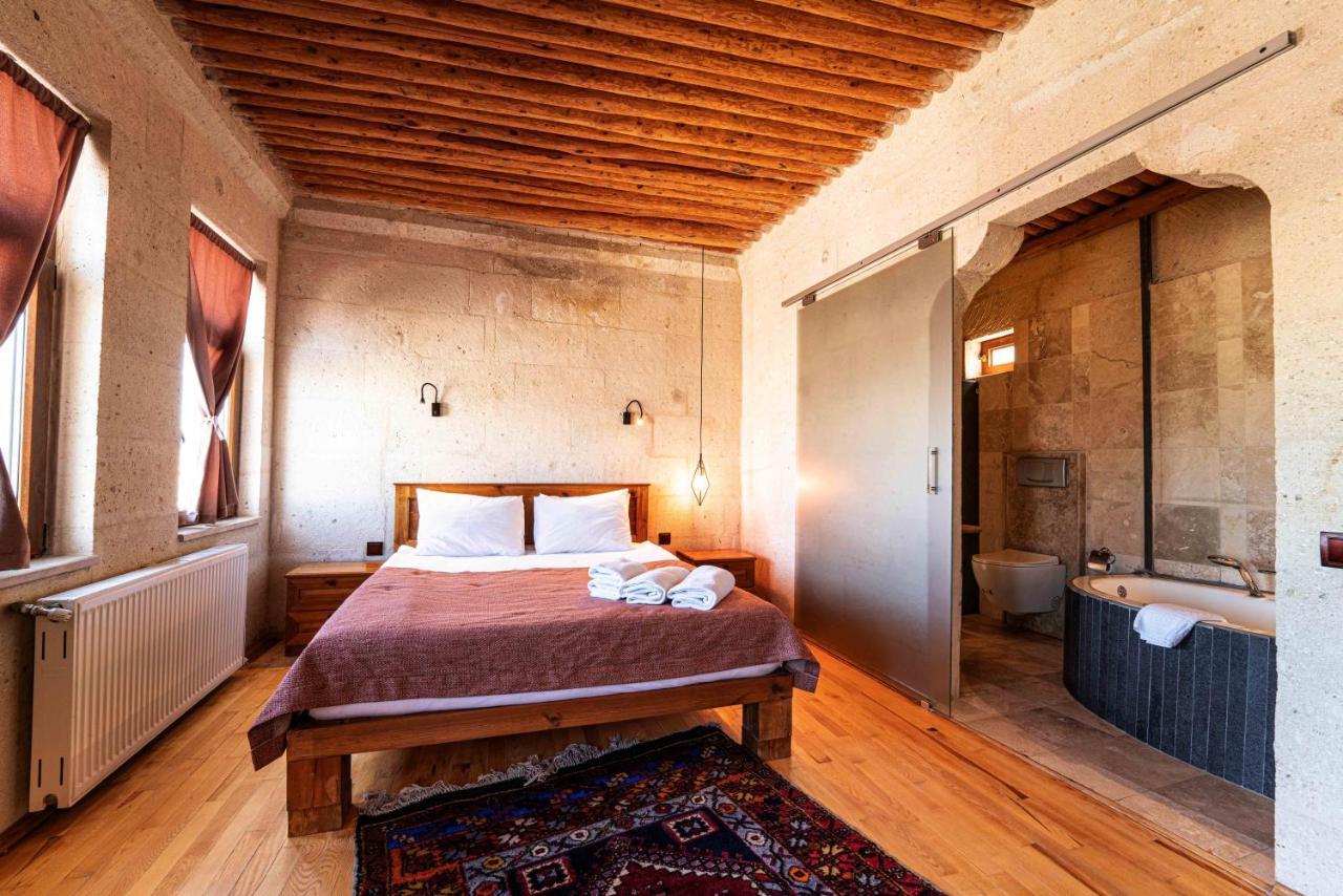 Alice In Cappadocia Hotel Ючхисар Екстериор снимка