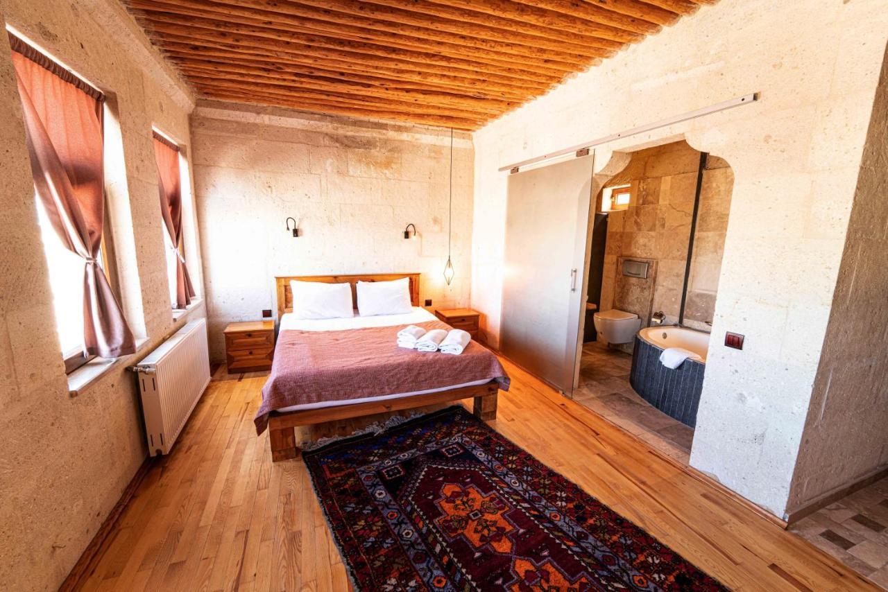 Alice In Cappadocia Hotel Ючхисар Екстериор снимка